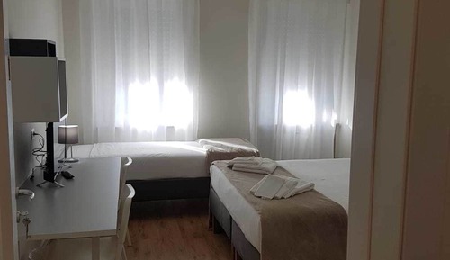 Dreibettzimmer