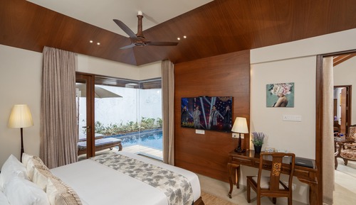 Premium-Villa, Poolblick