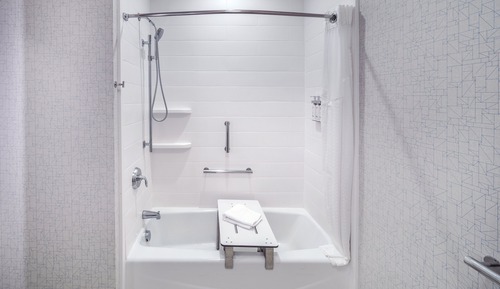 Standardzimmer, 2 Queen-Betten, barrierefrei, Badewanne (Mobility)