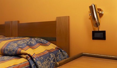 Deluxe-Doppel- oder -Zweibettzimmer, 1 King-Bett, Seeblick, Seeseite