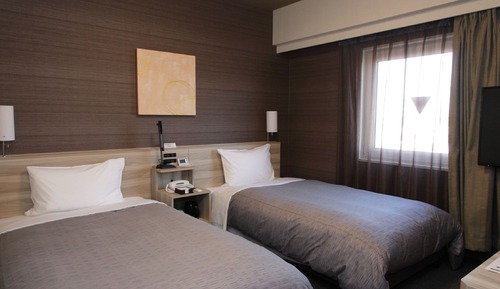 Zweibettzimmer, Nichtraucher