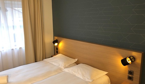 Zweibettzimmer