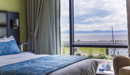 Deluxe-Zimmer, 2 Queen-Betten, Flussblick