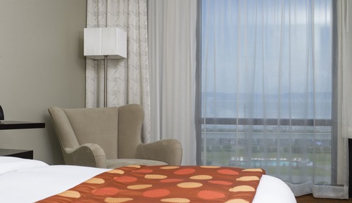 Deluxe-Zimmer, 1 King-Bett, Flussblick
