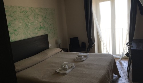 Deluxe-Dreibettzimmer