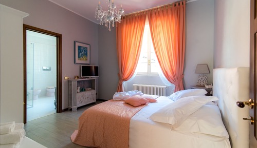 Doppelzimmer (Rosa)