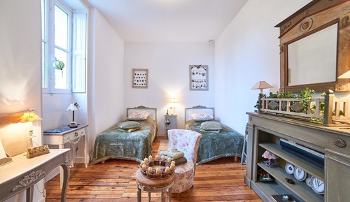 Doppel- oder Zweibettzimmer, Gemeinschaftsbad (Jade)