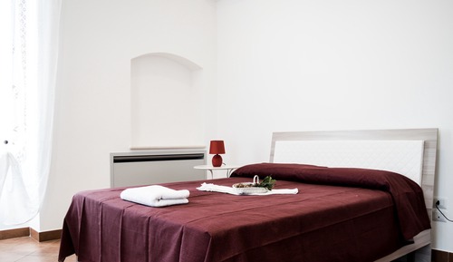 Romantisches Doppelzimmer, Balkon, Blick auf den Weinberg