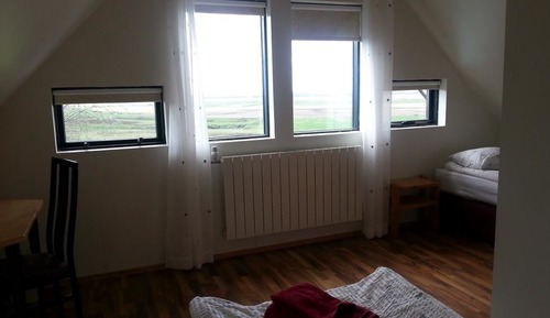 Dreibettzimmer, Gemeinschaftsbad