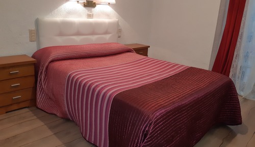 Doppelzimmer, 1 Doppelbett, eigenes Bad