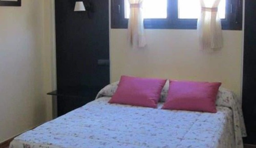 Doppel- oder Zweibettzimmer