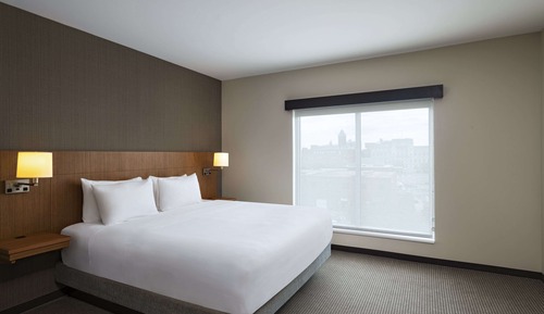 Zimmer, 1 King-Bett und Schlafsofa