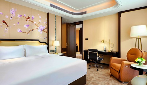 Deluxe-Suite, 1 Schlafzimmer, Badewanne, Flussblick