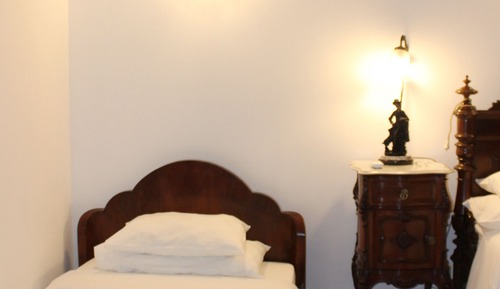 Basic-Doppelzimmer, Blick auf den Innenhof