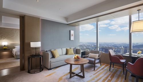 Suite, 1 King-Bett (Regency)