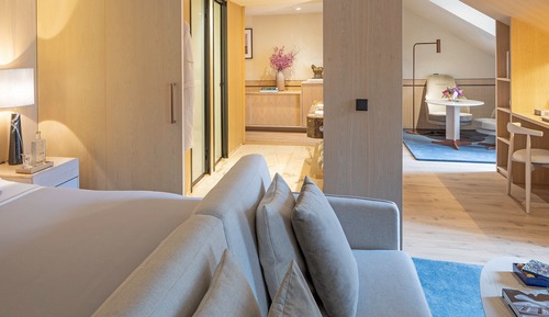 Grand-Suite (Attic)