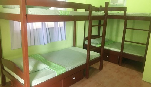 Gemeinsamer Schlafsaal (Dorm Type Room)