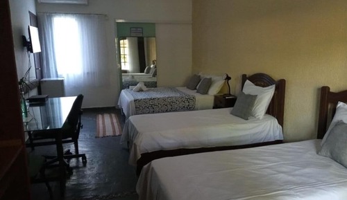 Basic-Vierbettzimmer, Mehrere Betten, Nichtraucher