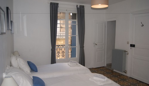 Doppel- oder Zweibettzimmer, mit Bad (b. No2 Chambre)