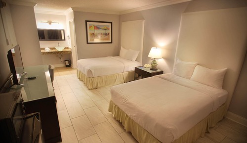 Suite, 2 Queen-Betten, Poolseite