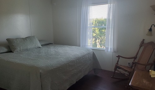 Mobile Luxury-Unterkunft, 4 Schlafzimmer, Hügelblick