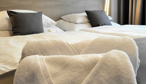 Premium-Doppel- oder -Zweibettzimmer, Balkon