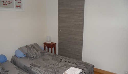 Doppel- oder Zweibettzimmer, Gemeinschaftsbad, Gartenblick