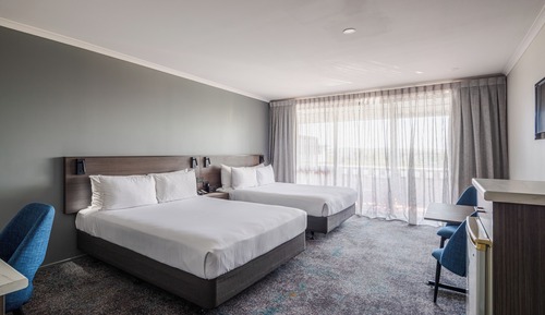 Superior-Studio (Plus Twin Queen)