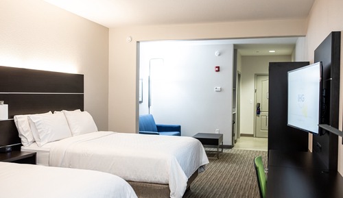 Suite, Mehrere Betten (Add Living Area)