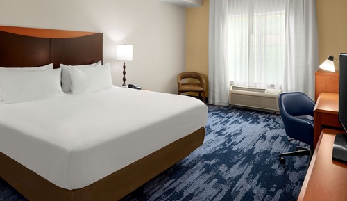 Zimmer, 1 King-Bett (Mobility/Hearing Access, Roll-In Shwr)