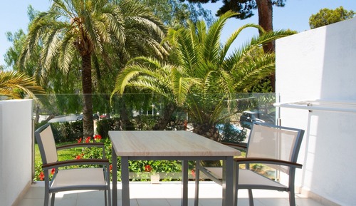 Comfort-Studio, Balkon, Gartenblick