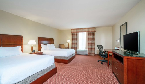 Zimmer, 2 Queen-Betten (Drinks & Snacks)