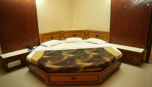 Deluxe-Doppel- oder -Zweibettzimmer