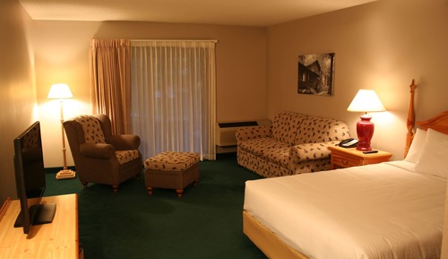 Zimmer, Mehrere Betten (Five Pines Upper King)