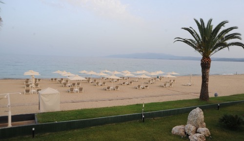 Large 2 Bedroom Sea Collection