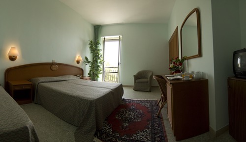 Dreibettzimmer, Meerblick