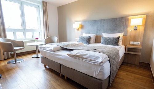 Comfort-Doppelzimmer, 1 King-Bett, Nichtraucher, Flussblick