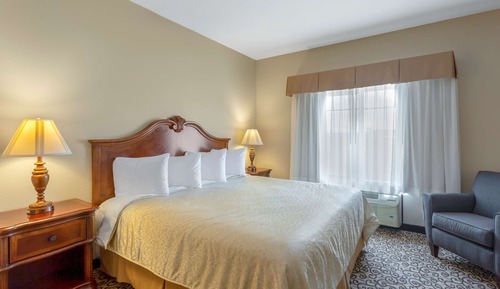 Suite, 1 King-Bett und Schlafsofa, Nichtraucher (with Sofabed)