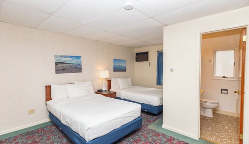 Zimmer, 2 Doppelbetten