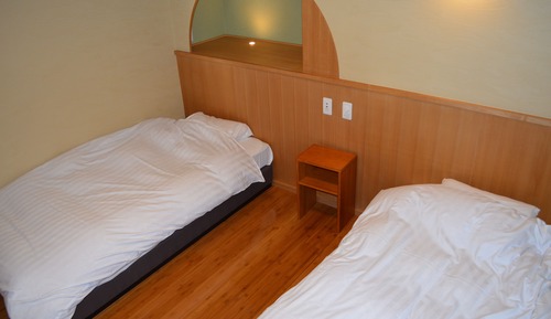 Zimmer, 2 Schlafzimmer, Nichtraucher, Strandblick (Upper Floor Twin Room w/ Tatami Area)