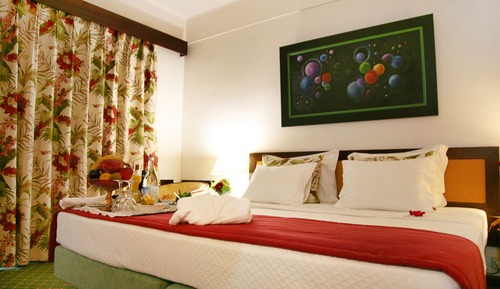 Standard-Doppel- oder -Zweibettzimmer (with extra bed)