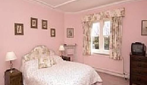 Doppelzimmer, mit Bad (Pink Room)
