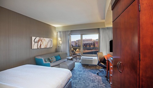 Zimmer, 1 King-Bett (Hearing Accessible)