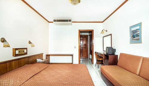Doppelzimmer, eingeschränkter Meerblick
