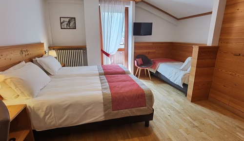 Dreibettzimmer