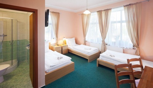 Dreibettzimmer