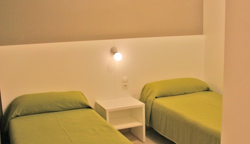 Dreibettzimmer (Large with Garden)