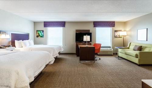 Studio, Nichtraucher (2 Queen Beds with Sofa Bed)