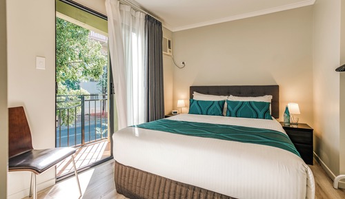 Studio (Minimum Stay 28 Nights)