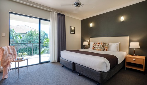 One Bedroom Apartment